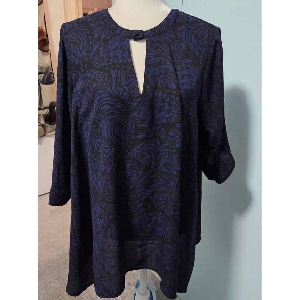 Torrid Size 0 /Large Women's Paisley Print Keyhole Neck 3/4 Sleeve Tunic Top